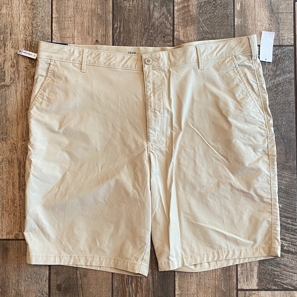 Izod Advantage Performance Men's Khaki Flat Front Shorts 🆕